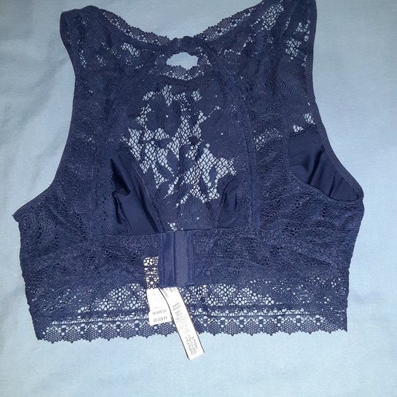 Victoria's Secret High Neck Bralette - Picture 5 of 7